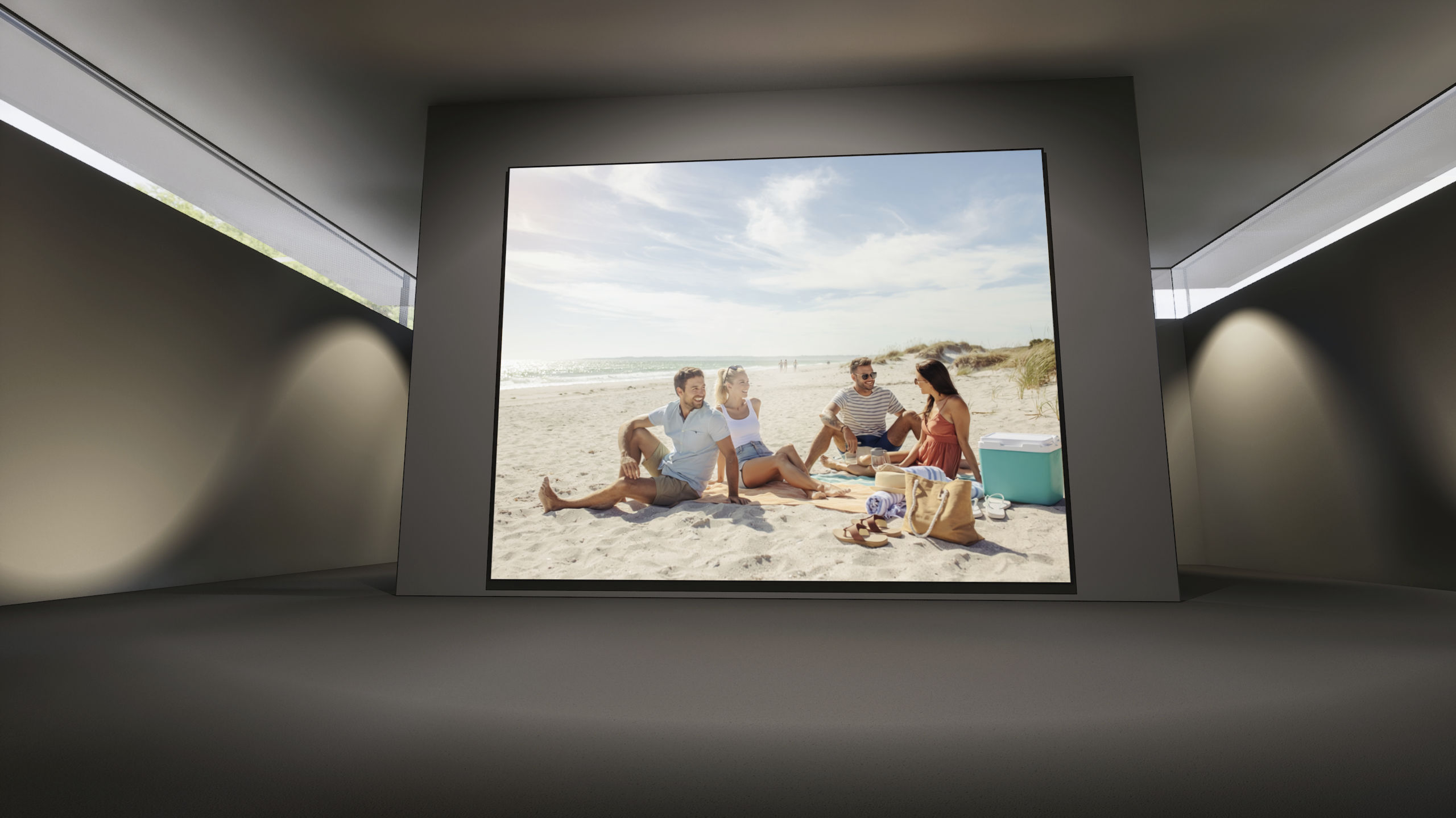 Salle monumentale de la galerie où une photo de vacances à la plage est exposée, par Mémoires Immersives.